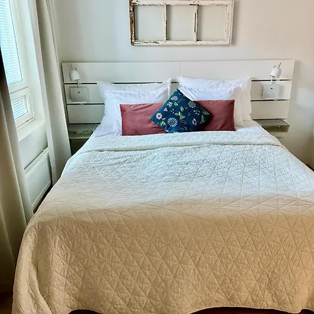 Modern And Cosy 3-bedroom With Private Sauna, In Trendy Kalasatama * هلسنكي