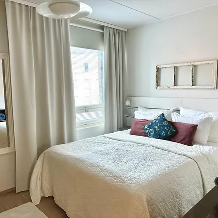 Modern And Cosy 3-bedroom With Private Sauna, In Trendy Kalasatama هلسنكي
