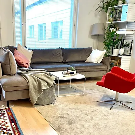 Modern And Cosy 3-bedroom With Private Sauna, In Trendy Kalasatama شقة